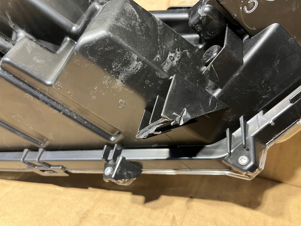 фото №9, Лампа левая передняя toyota corolla cross full led