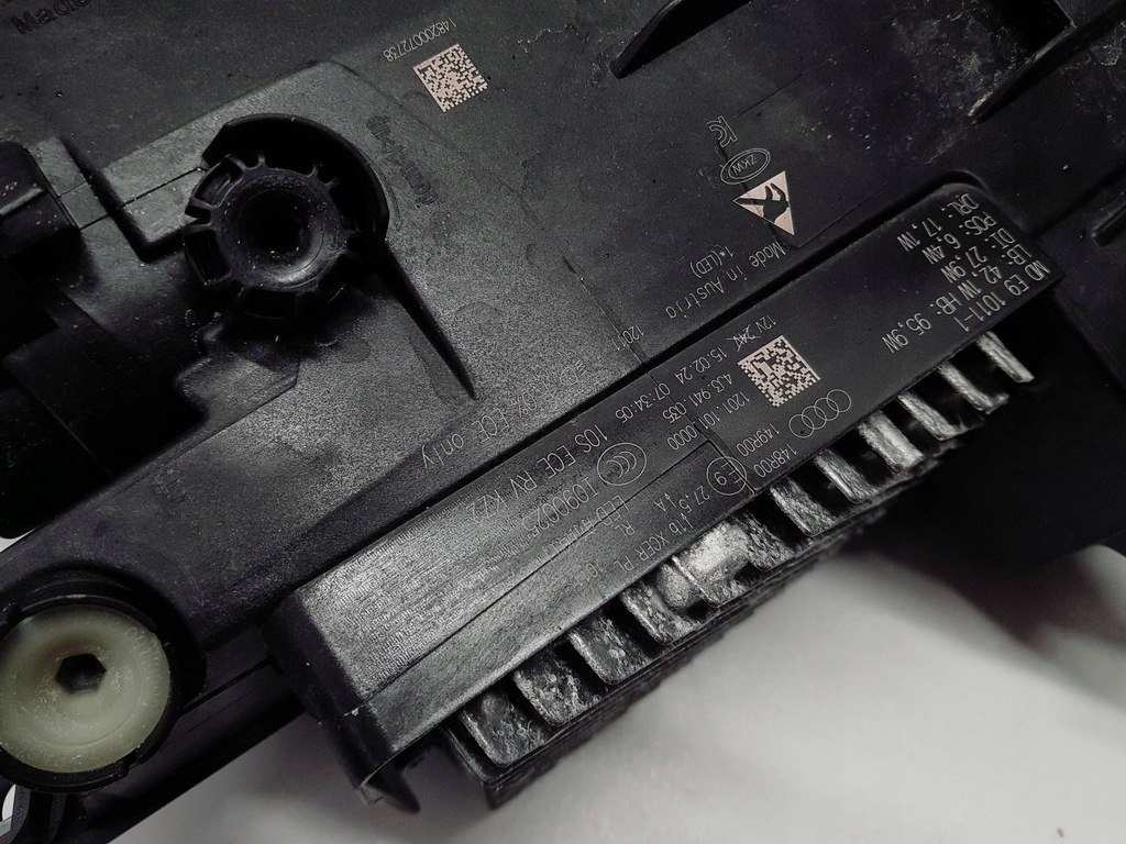 фото №8, Audi e-tron gt левая лампа перед передняя 4j3941035