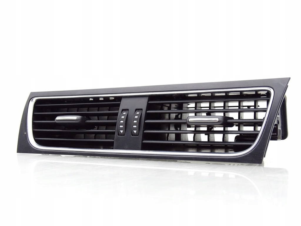 фото №1, Решётка обдув панели консоли перед audi a5 s5 8t