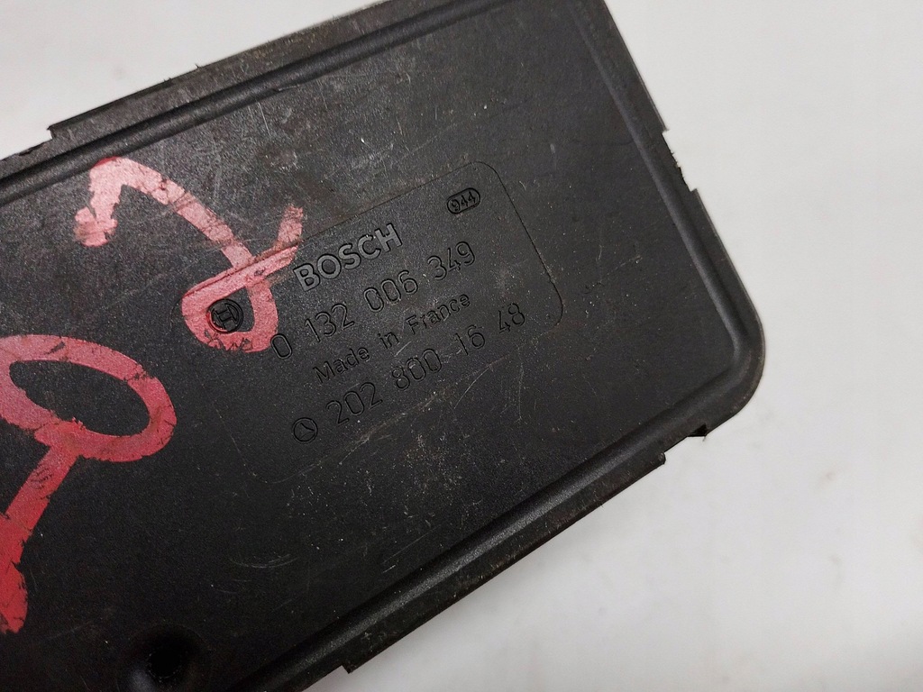 фото №6, Mercedes w202 помпа замка центрального 2028001648 europa