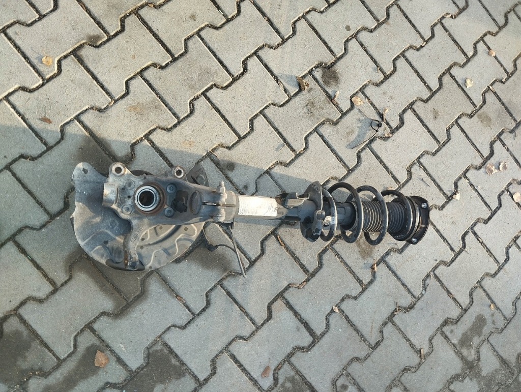 фото №1, Vw atlas cross 2022 zwrotnicia ступица колеса правая правый перед амортизатор