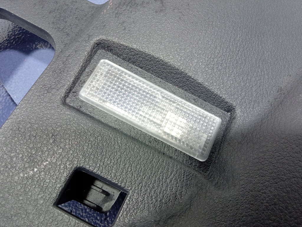 фото №4, Bmw x1 e84 захист нижня панелі консолі права eu 2991550