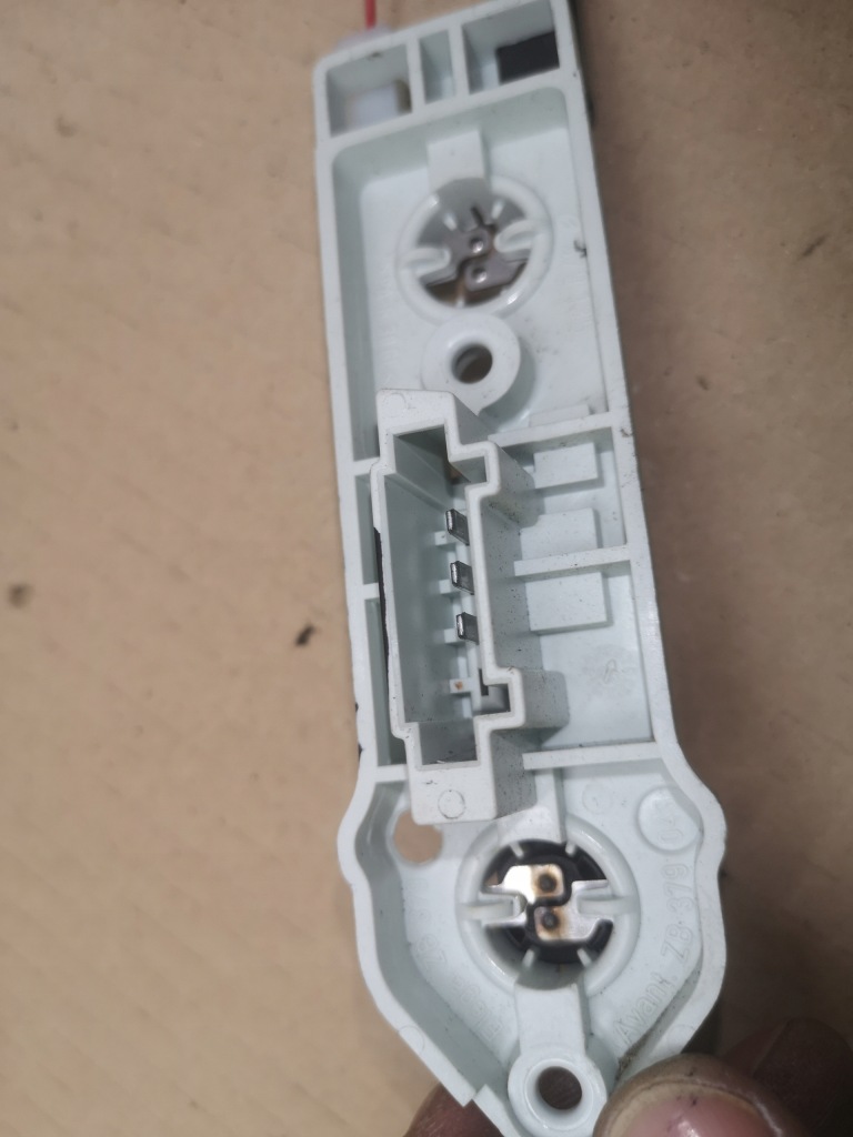 Вкладыш фонари левый задний mercedes e-klasa w211 универсал led a21182000711 Недорого