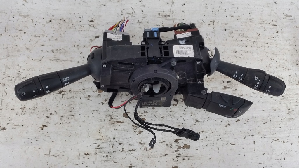 фото №5, Renault clio iv переключатель комбинированный 479454698r