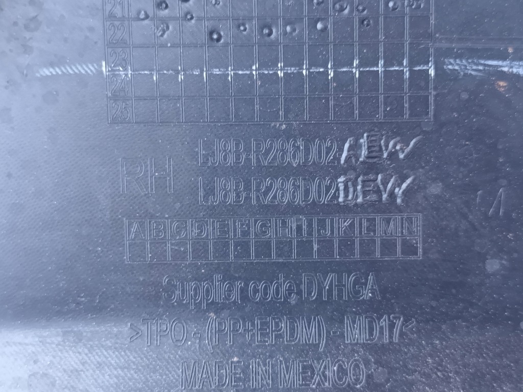 фото №10, Молдинг задняя правая ford mustang mach-e задняя правый