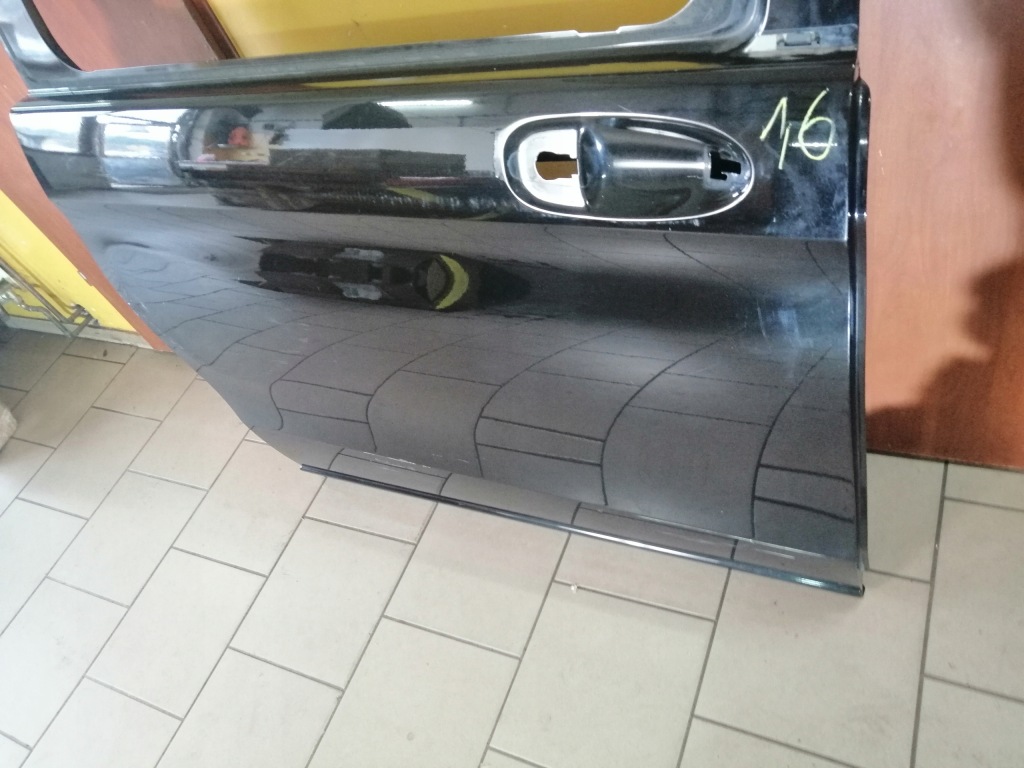 Mercedes vito w447 v-klasa дверь правое сдвижные с Разборки