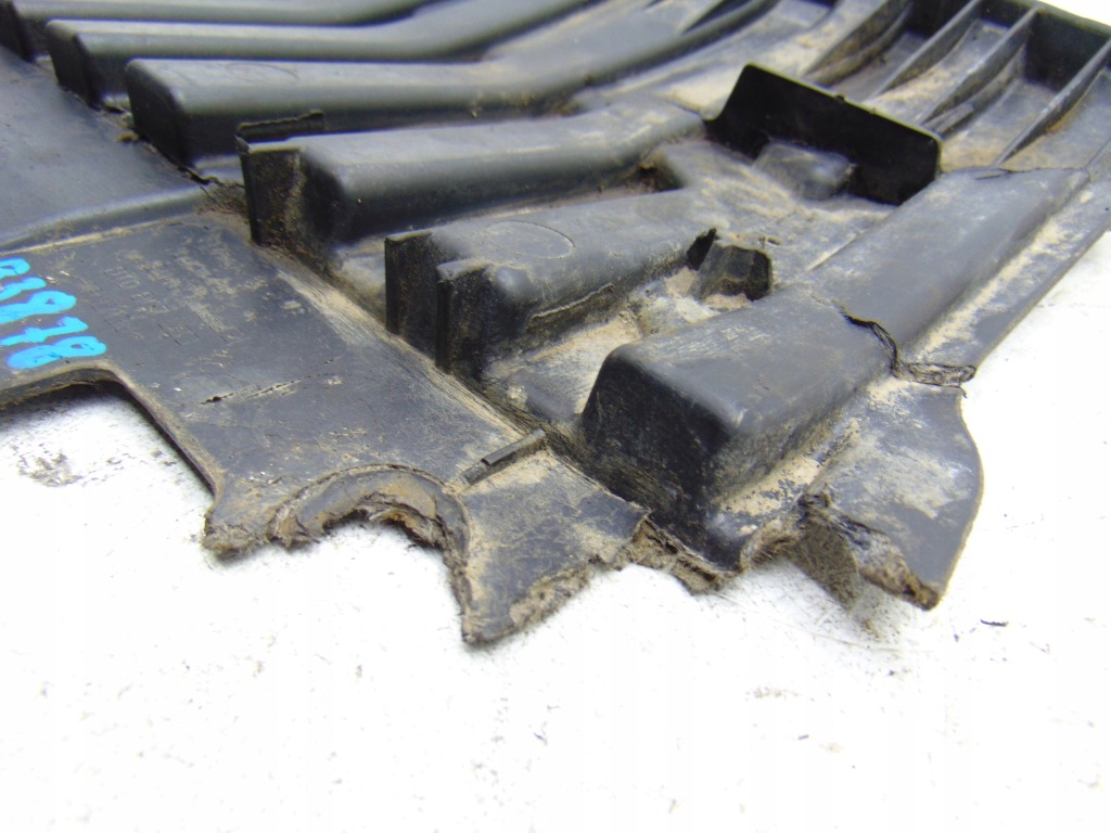 Накладка плита под бампер перед передняя 8t0807233 audi a5 8t Киев