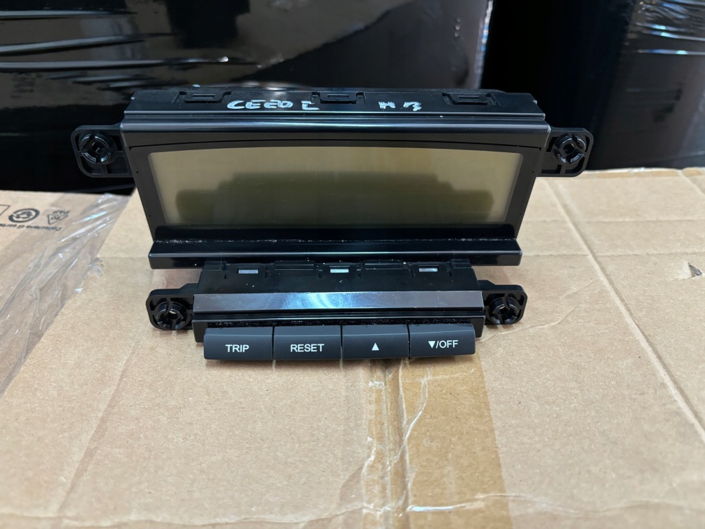 фото №1, Дисплей екран kia ceed i 95710-1h100