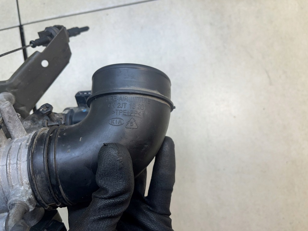 фото №10, Дросельна заслінка kia carens ii 1.6 16v 0280140571