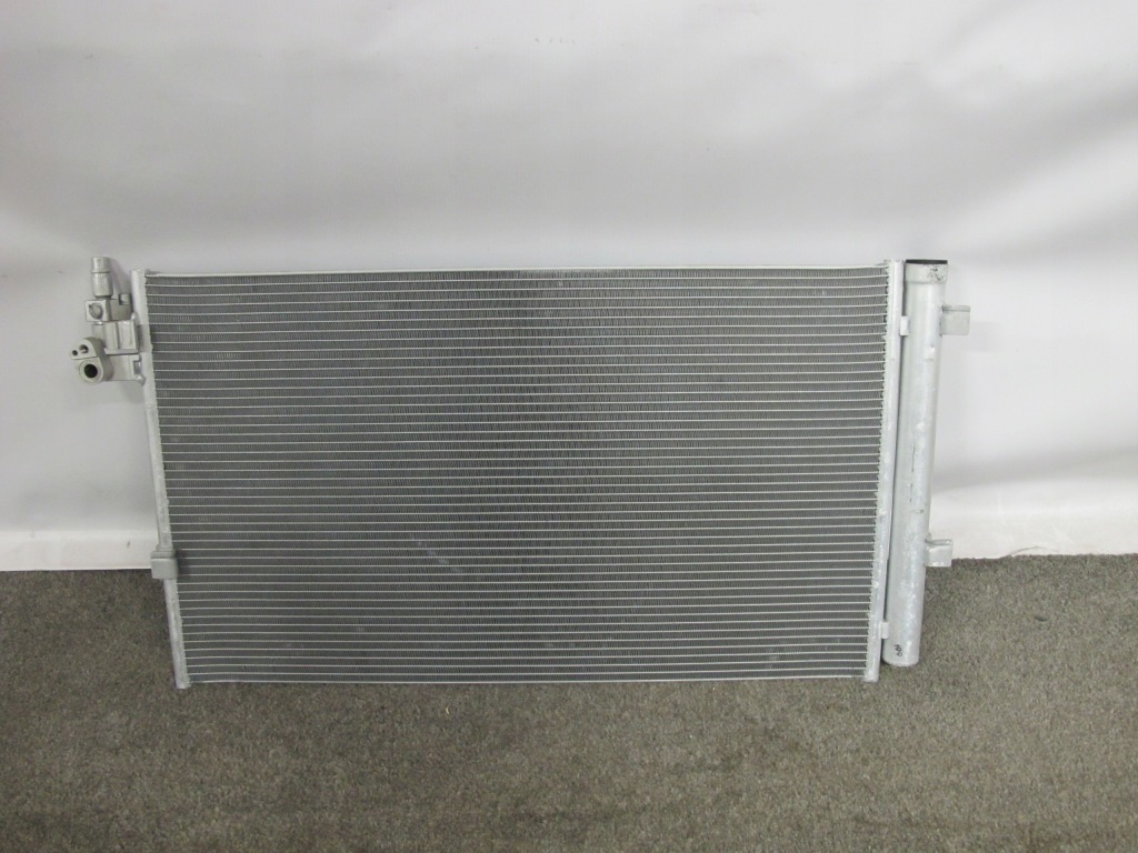 фото №1, Конденсатор кондиціонера bmw g11 g30 g12 9364258