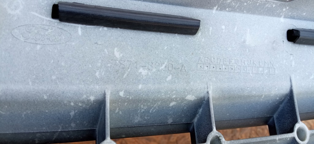 Ford mondeo mk4 07- решётка  решётка решётка радиатора бампера передний 7s71-8200-d Доставка