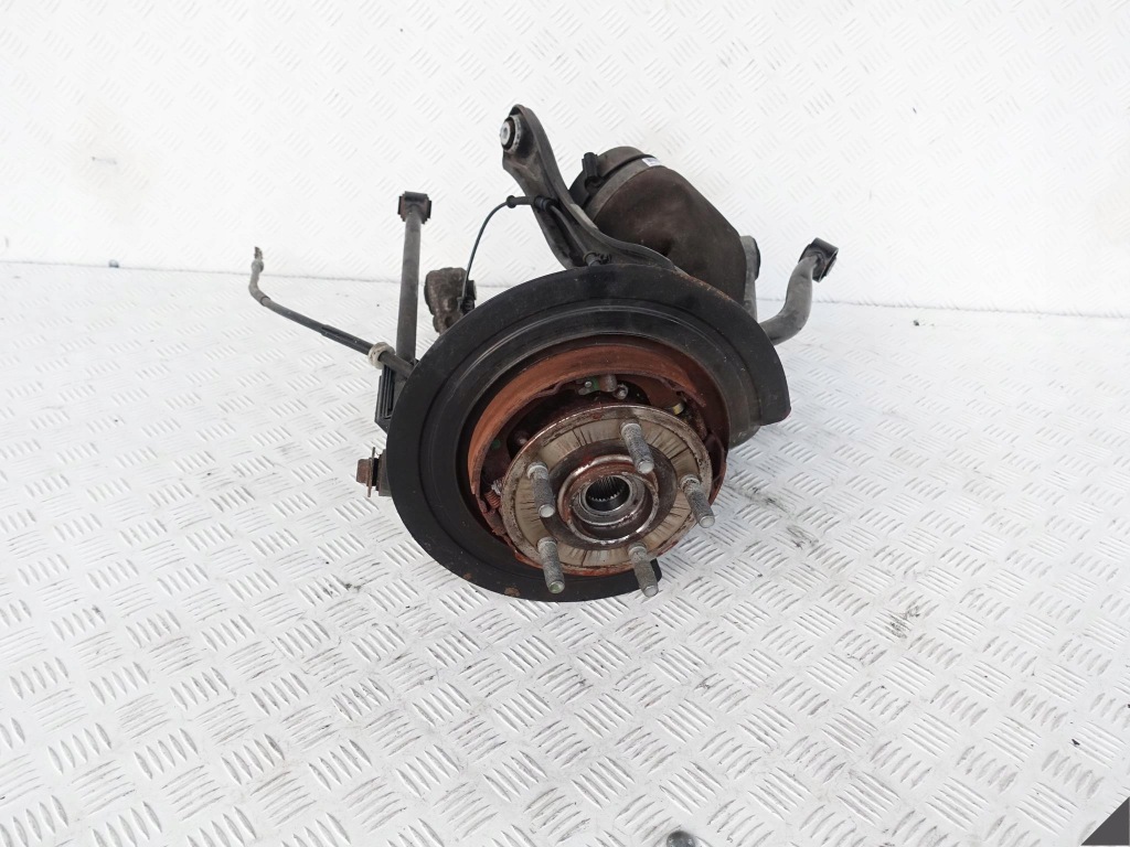 фото №1, Grand cherokee wk2 3.0d поворотный кулак рычаг правый задняя