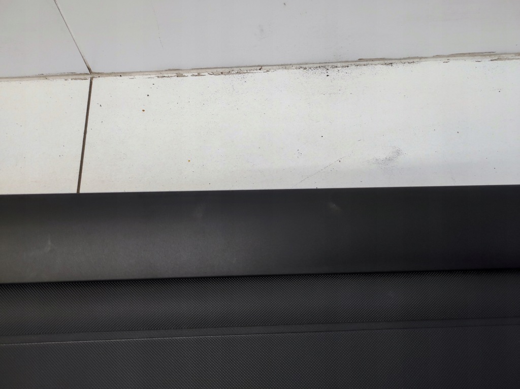 фото №6, Шторка багажника audi q8 e-tron etron