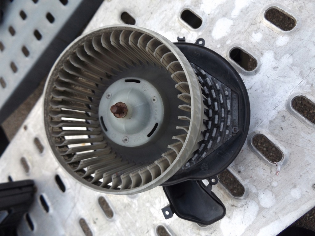 фото №2, Вентилятор вентилятор volvo v70 lift 2005 rok.europa