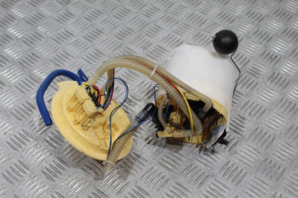 фото №1, Насос пального bmw 7 g11