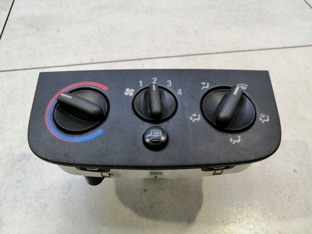 фото №1, Панель управление вентиляция opel corsa c