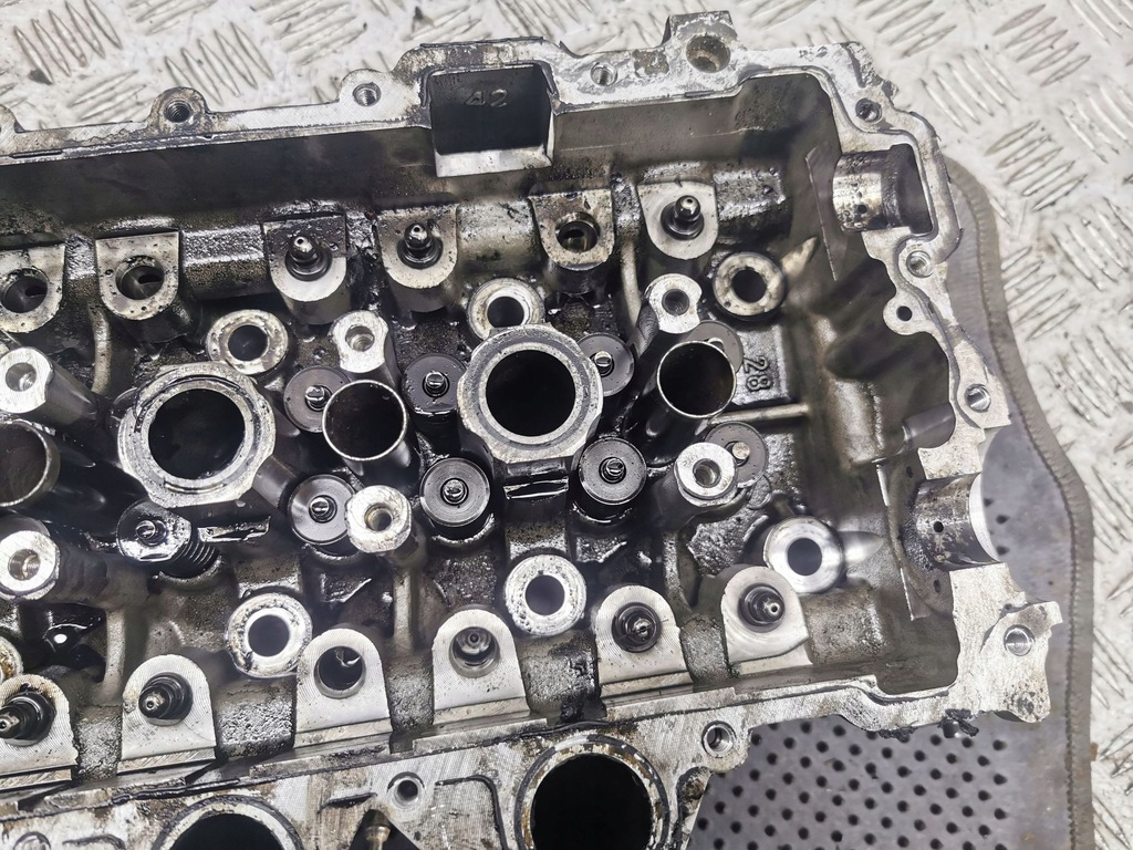 фото №12, Ford focus c-max 2005 комплект головка двигателя