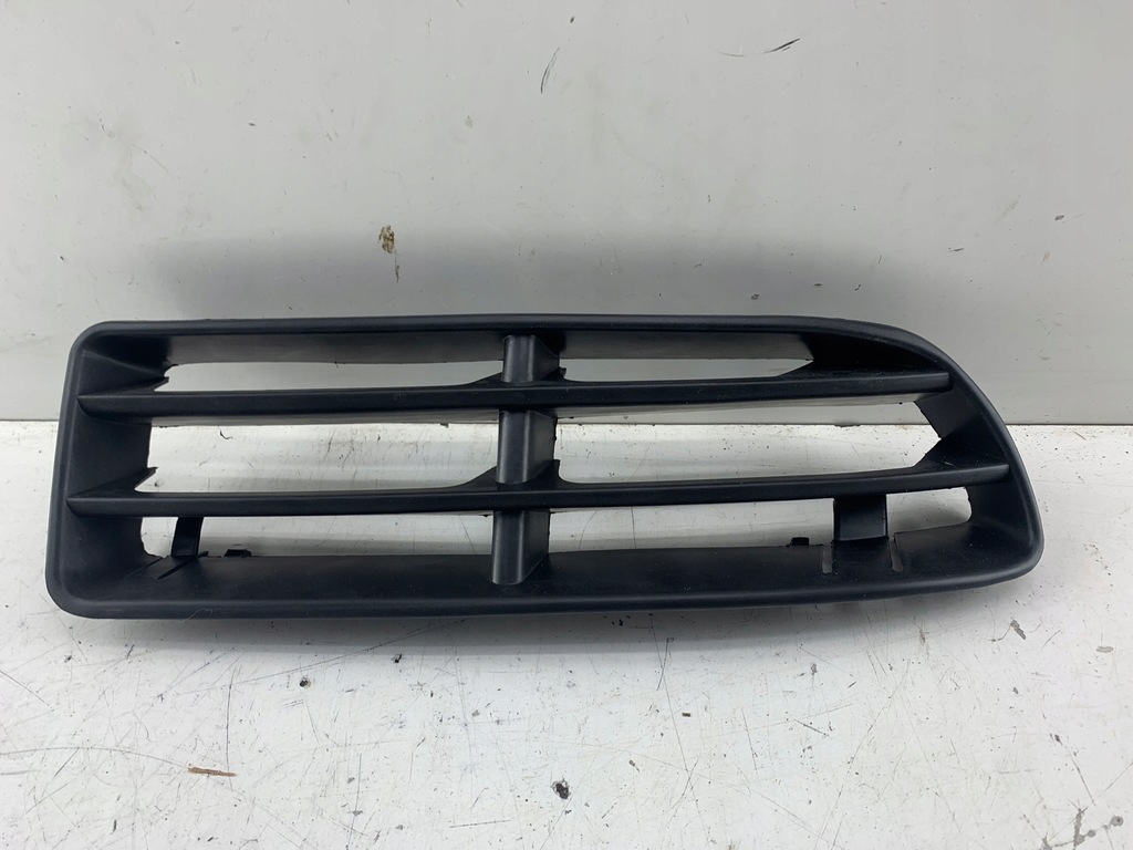 фото №1, Vw bora рамка противотуманной фары правая