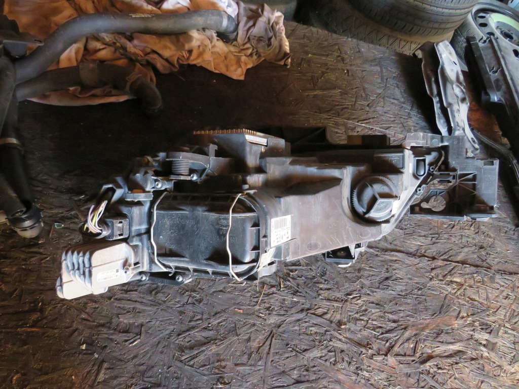 фото №9, Лампа лампы передние seat leon 3 iii fr