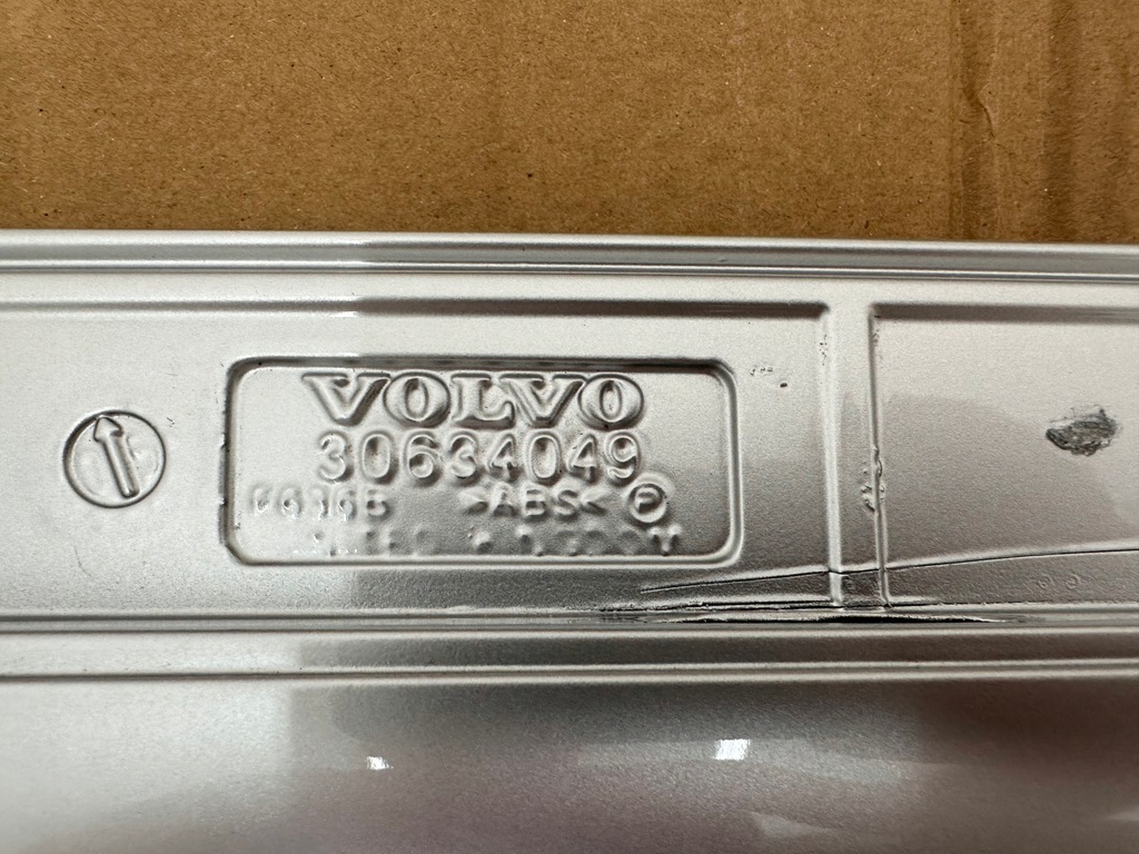 фото №6, Спойлер кришки volvo xc70 cross country 2000-2006