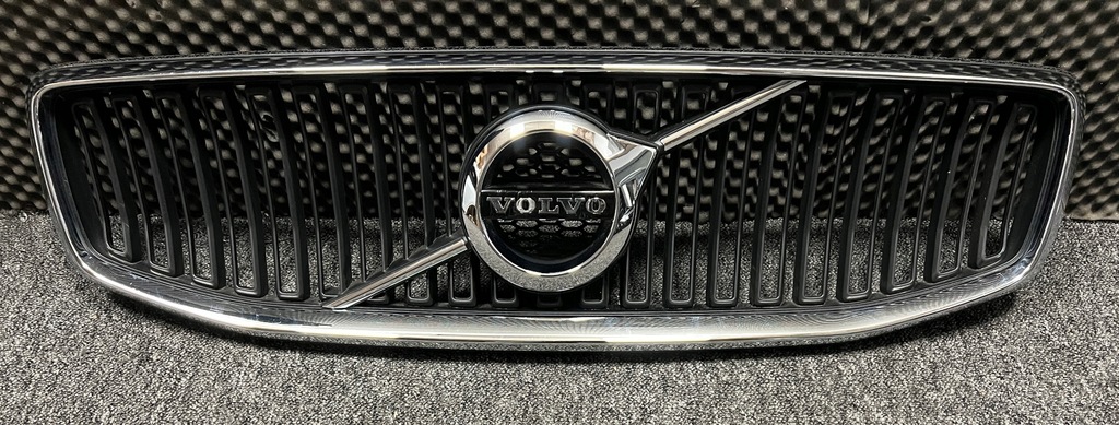 фото №1, Volvo s60 решётка радиатора volvo v60 решётка радиатора 2017-