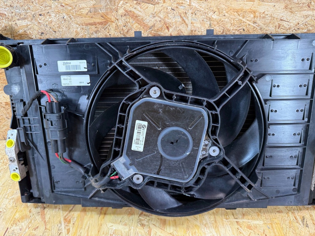 фото №9, Комплект радиатор радиатор вентилятор bmw i3 i01 ev электрик