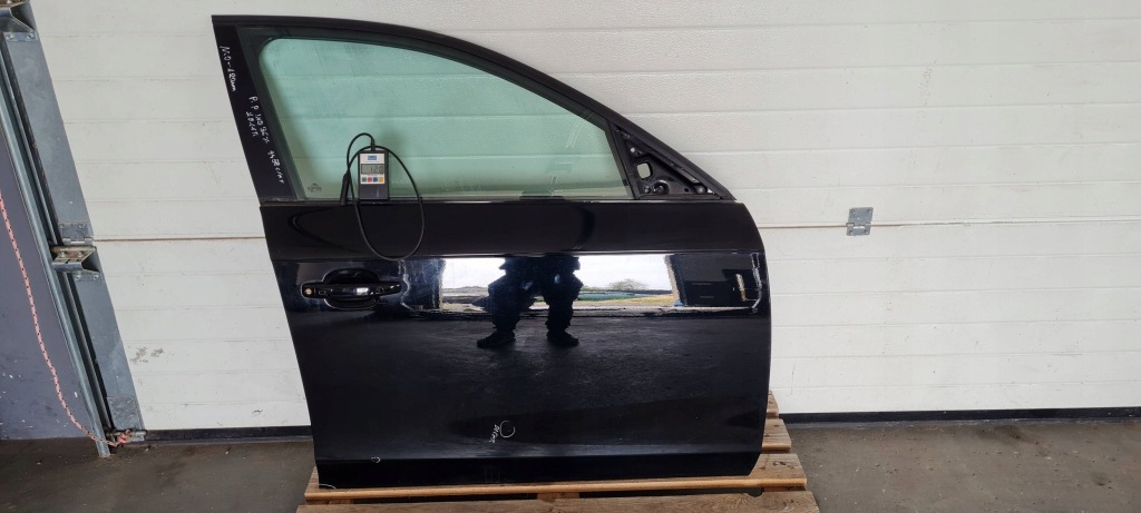 фото №1, A4 b8 lift s4 дверь правое правый перед передние ly9b