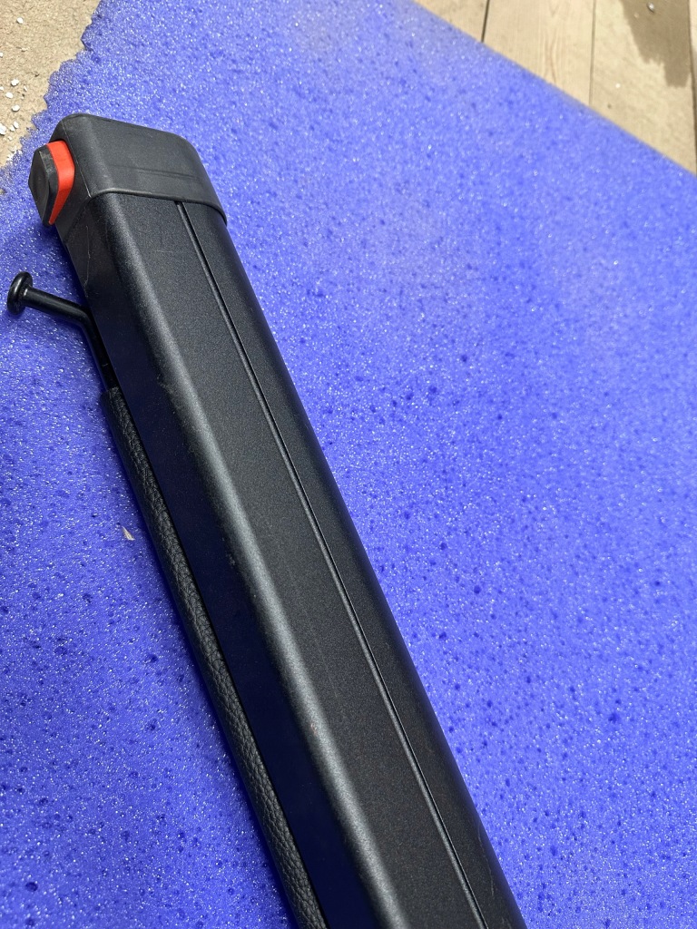 фото №7, Шторка сетка багажника vw passat b7 оригинал kombi 3c9861691