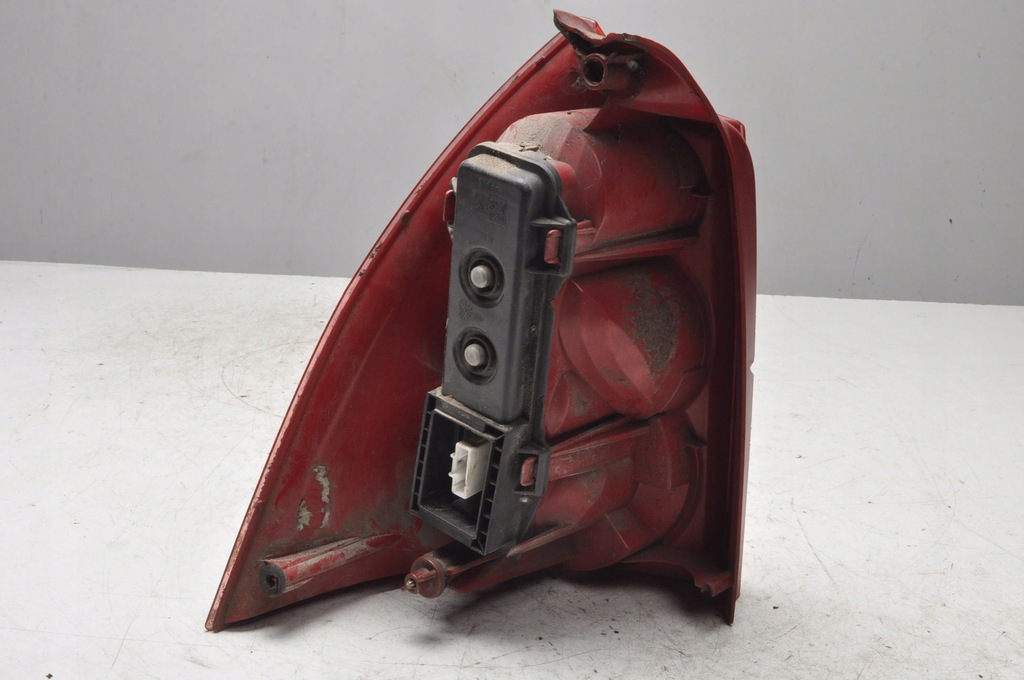 фото №7, Peugeot 307 kombi лампа правая задняя правый задняя