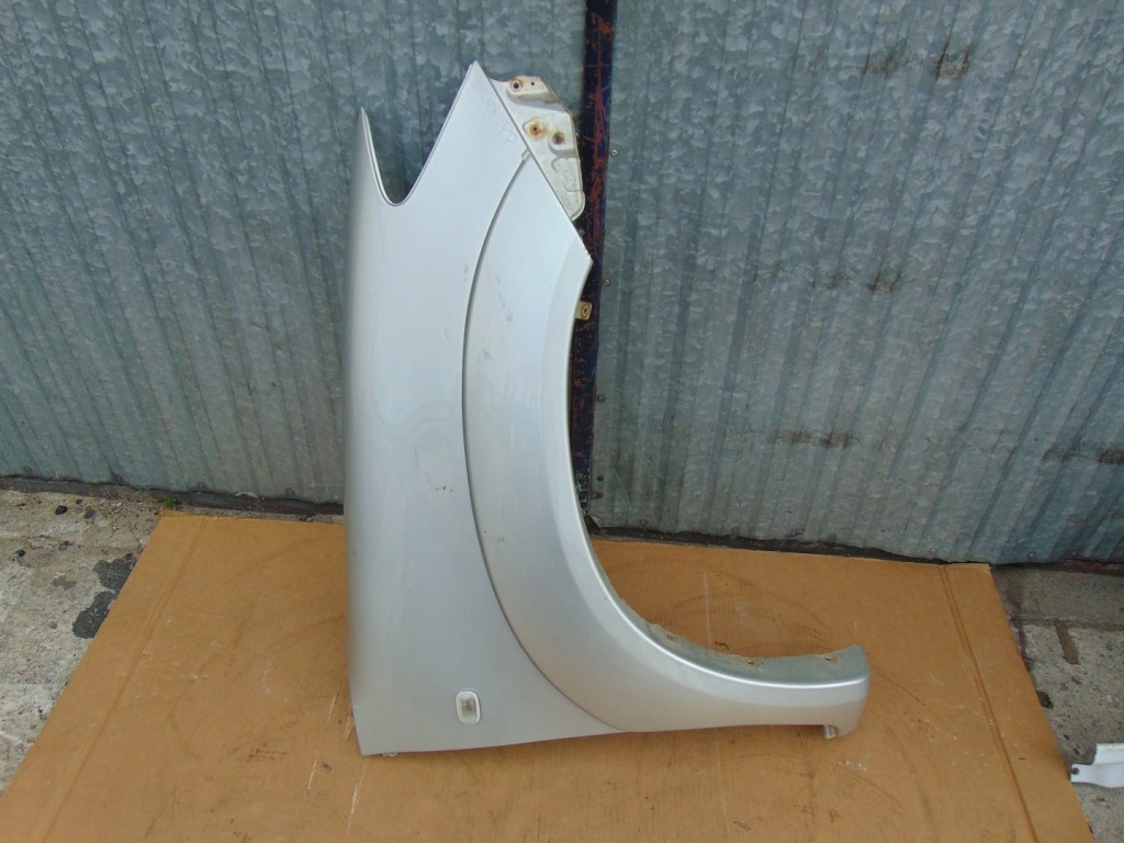 фото №1, Крыло правый перед toyota hilux 2005-2012 с накладка