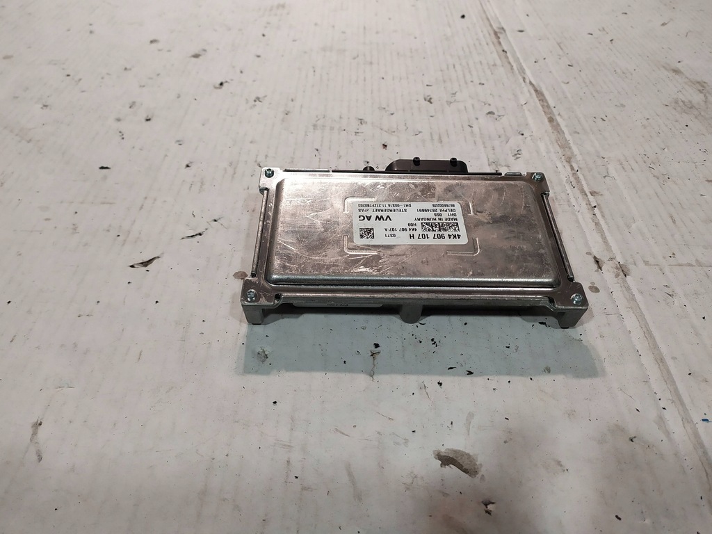 фото №9, Модуль камеры porsche taycan audi q8