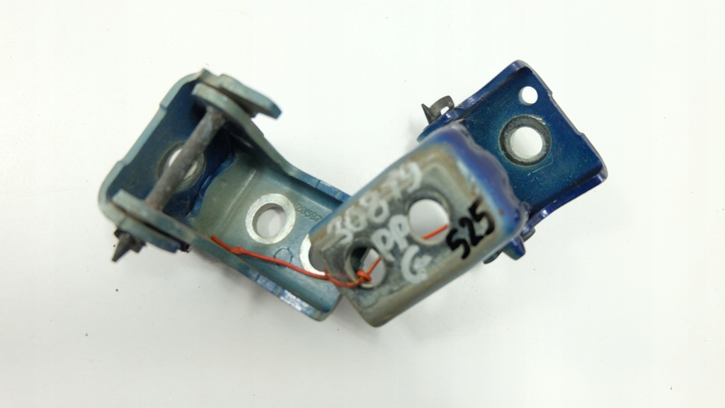 фото №1, Peugeot 308 t9 петли дверь правый перед