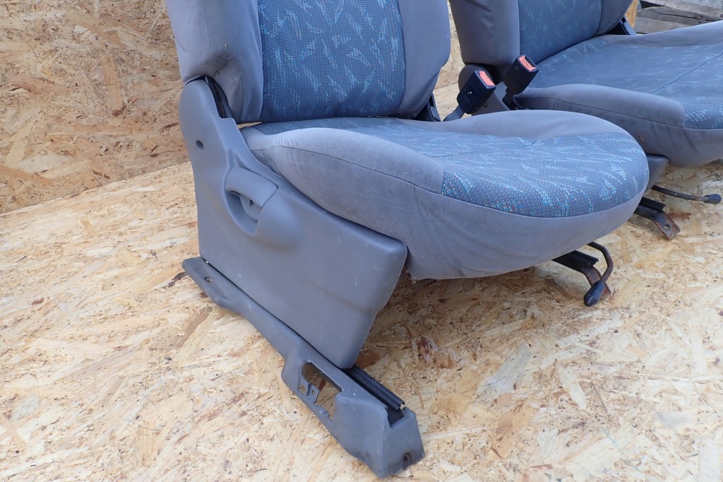 фото №7, Nissan terrano ii сиденье сиденья перед 5d 99r eu комплект 7 человек подогрев