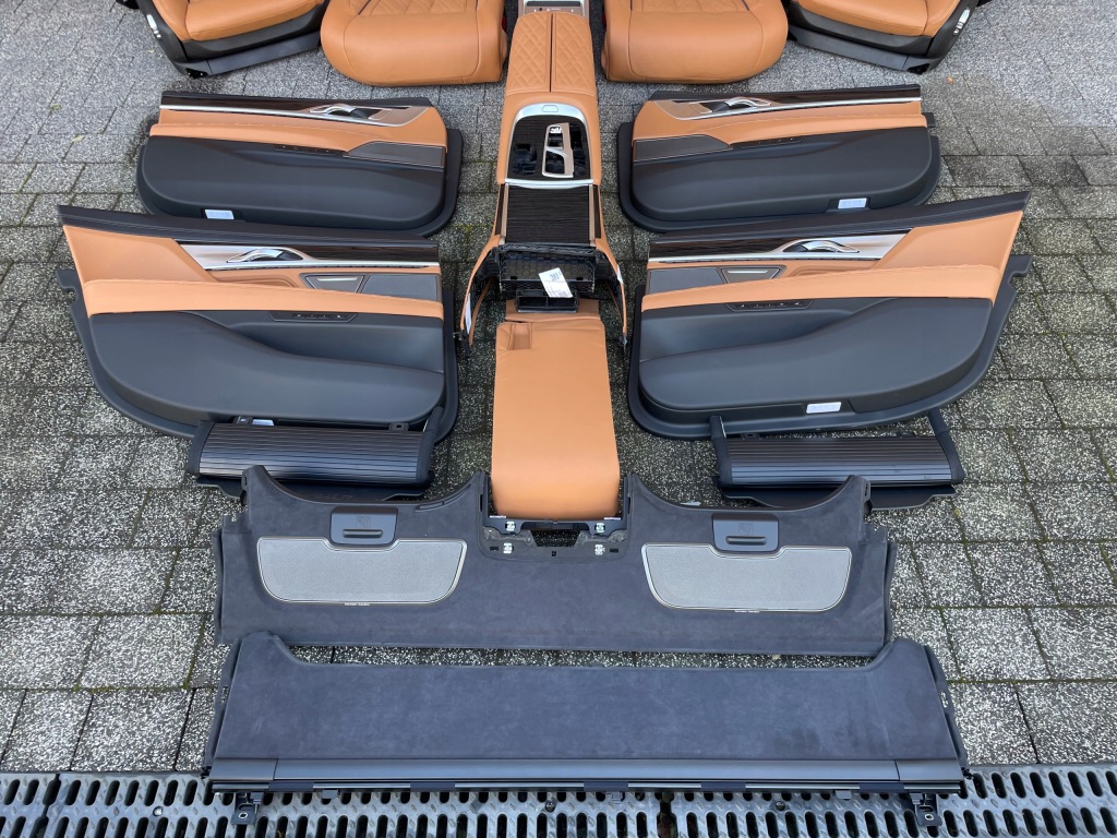 фото №8, Bmw g12 сидіння заднє сидіння оббивка nappa sanddle cognac монітори масаж full