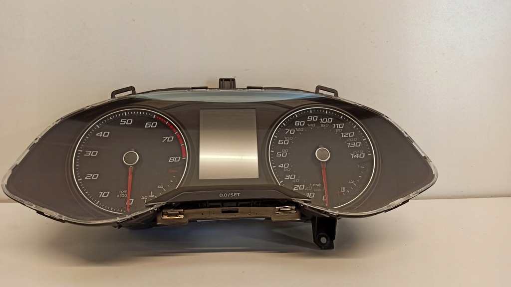фото №1, Seat ibiza счетчик приборы mph/kmh 6f0920940c rhd