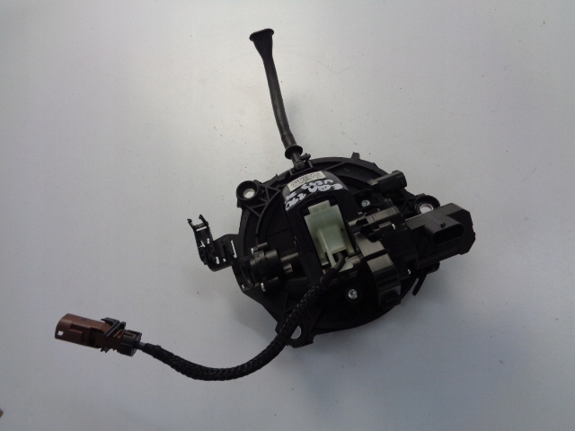 Ручка крышки камера mercedes eqa 250 w243 2021 rok Оригинал