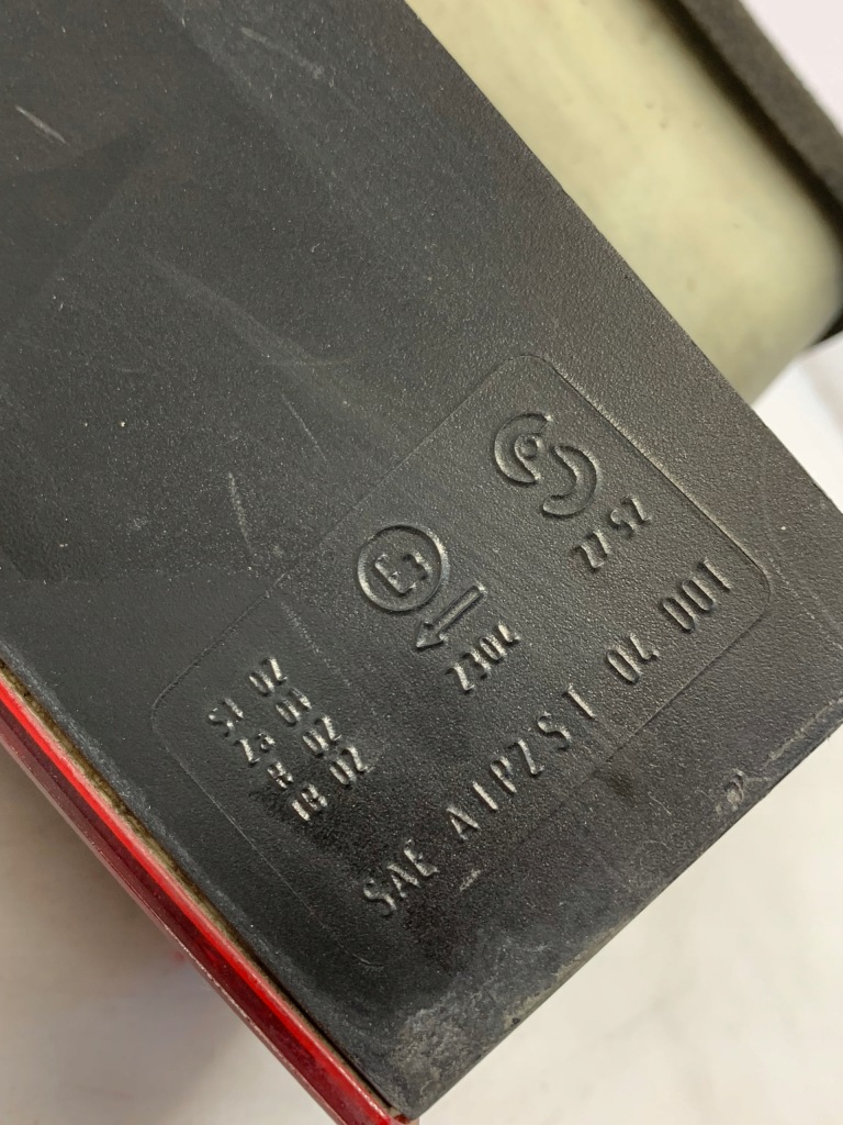 Лампа задняя правая 1698200377 mercedes в Украине