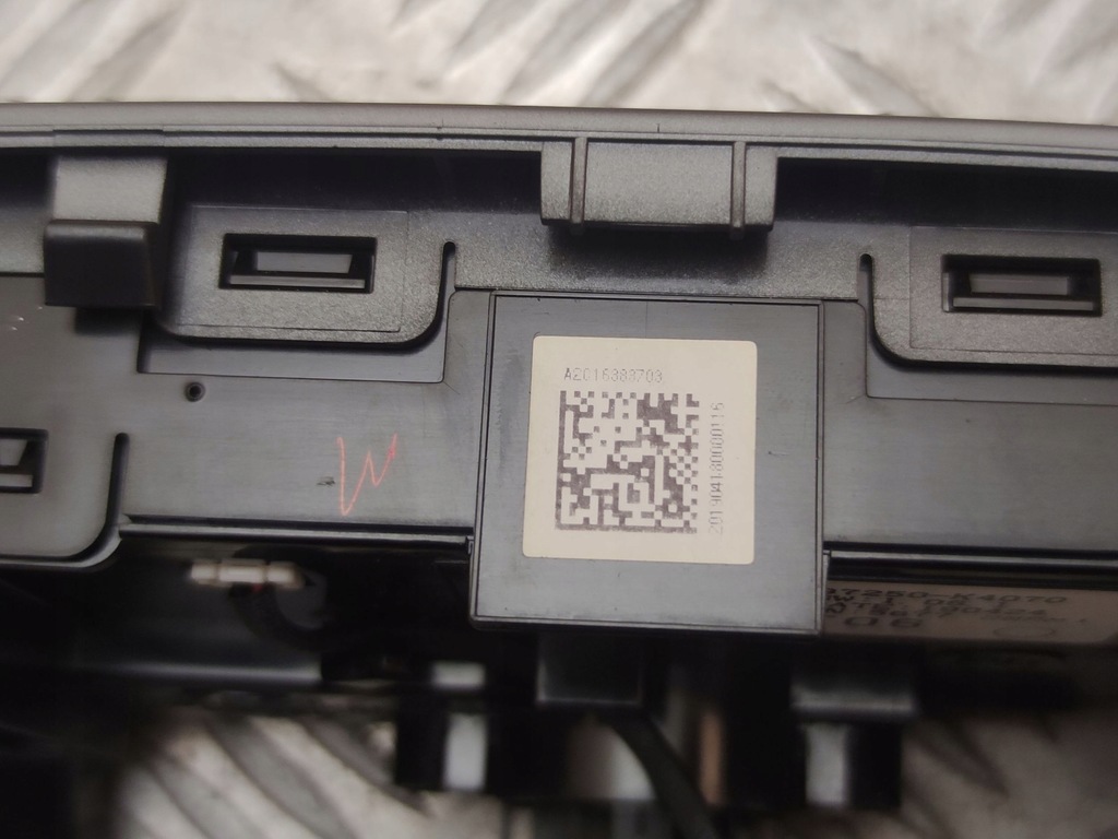 фото №8, Hyundai kona i 2020 панель кондиционера 97250k4070