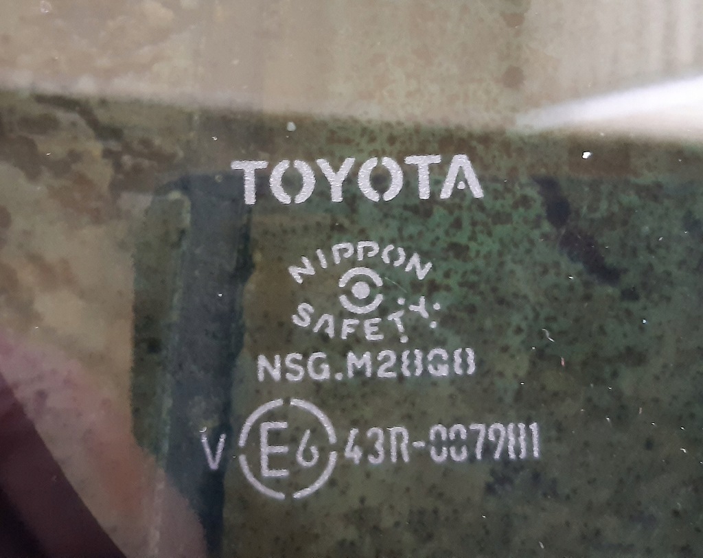 фото №4, Стекло левая задняя toyota verso s