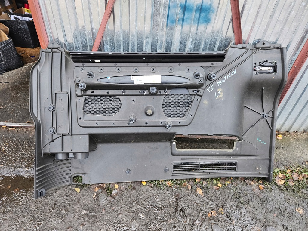 фото №4, Обшивка левый задняя шторка vw t5 multivan