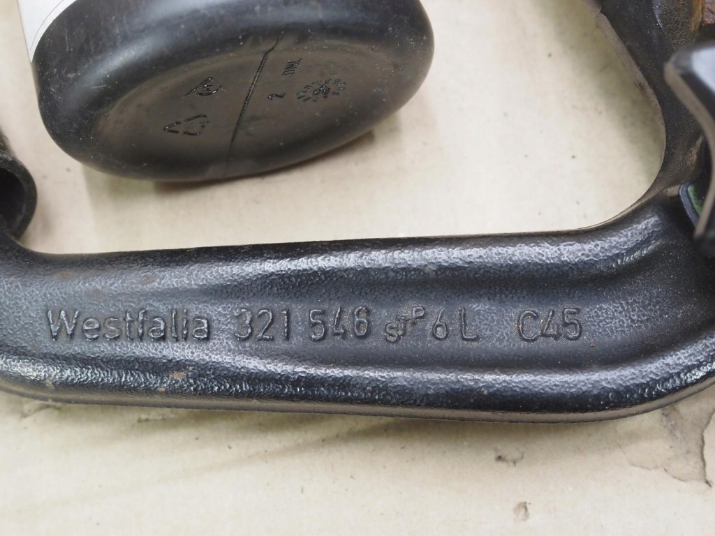 Кулиса набор ремонтный колеса фаркоп  vw passat b6 универсал 3c5012115d в Украине