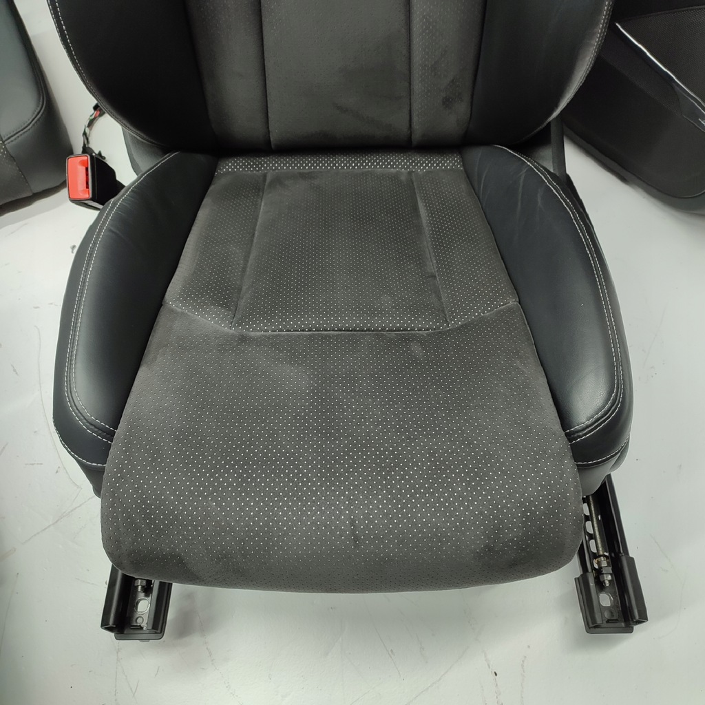 фото №8, Audi q7 4m s-line сиденья кожа alcantara 7 человек