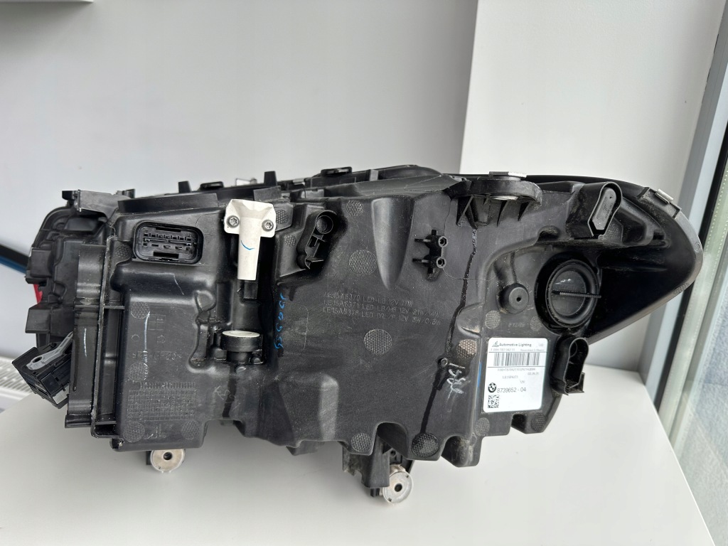 Bmw x3 g01 x4 g02 2017-2021 лампа правая перед led 8739652 usa Оригинал