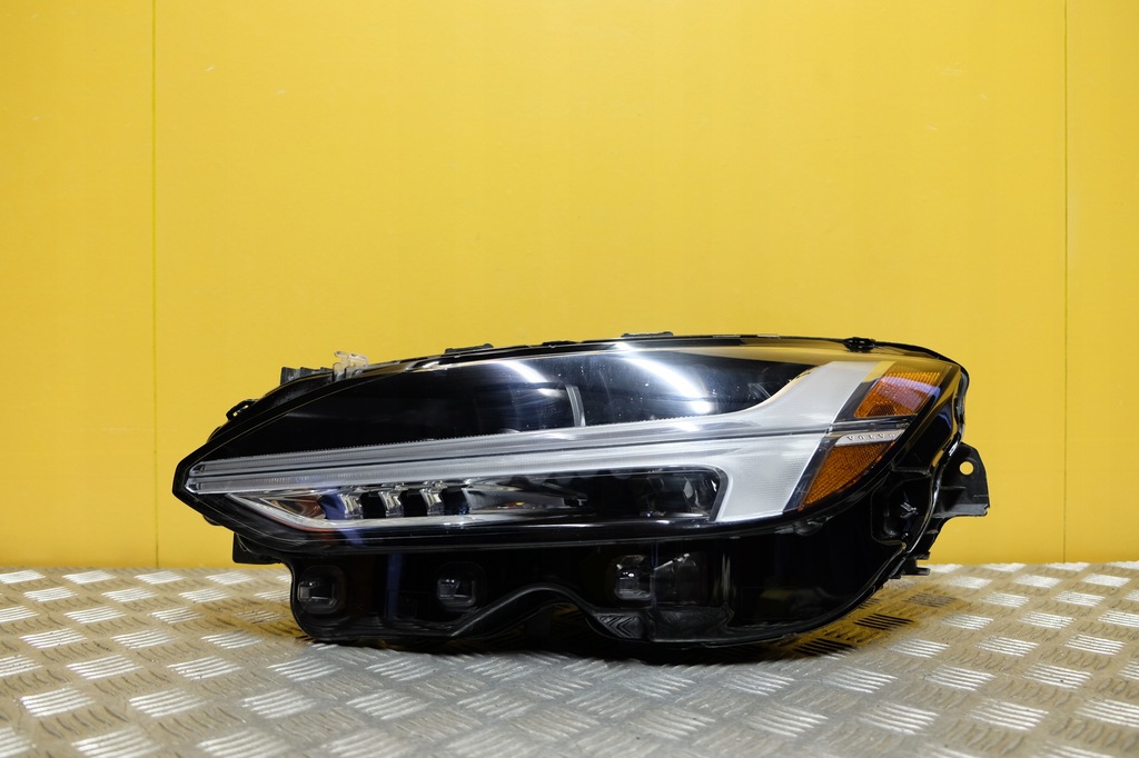 фото №1, Volvo s90 v90 2016 2017- фара лампа mid led левая 31468904 usa