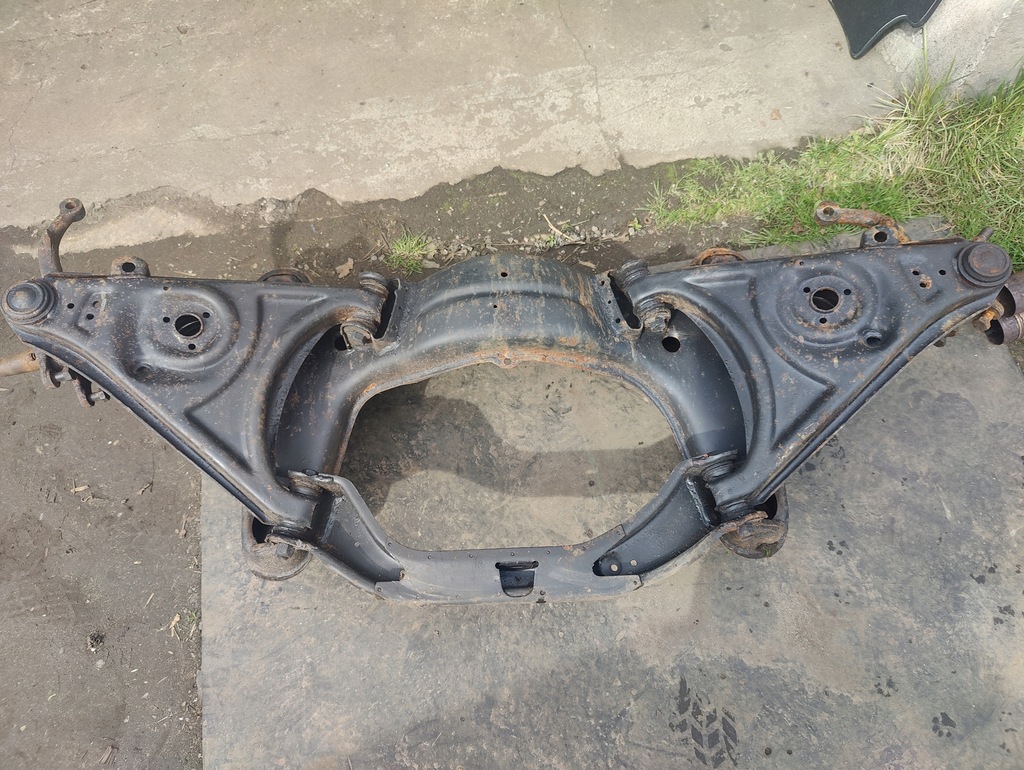 фото №1, Підвіска підрамник перед передні mercedes w107