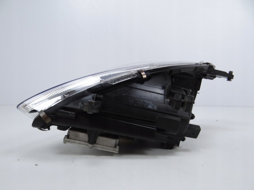 Mercedes slk a171 w171 лампи ксенон skkętna комплект Недорого