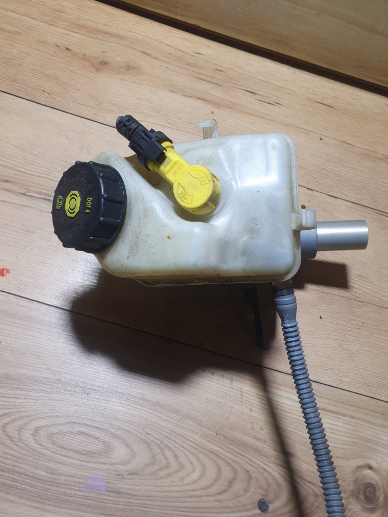 фото №1, Бачок рідина гальмівний opel insignia a 08-14