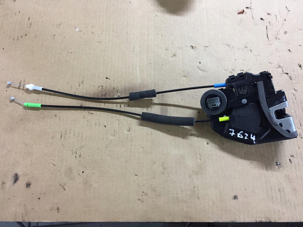 фото №1, Toyota corolla e21 замок двері лівий задня