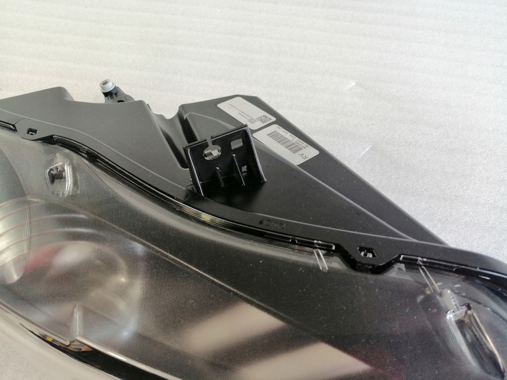 фото №7, Ford mustang лампа права перед