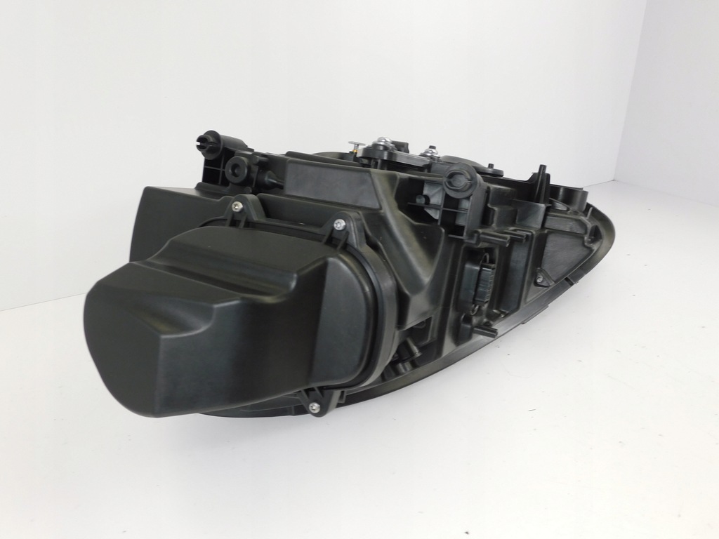 фото №11, Porsche cayenne 7p5 lift лампа правая matrix led full led 7p5941036k